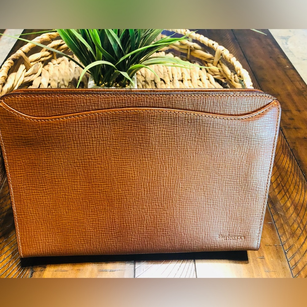 Burberrys of London Vintage Clutch Bag. Brown Leather.